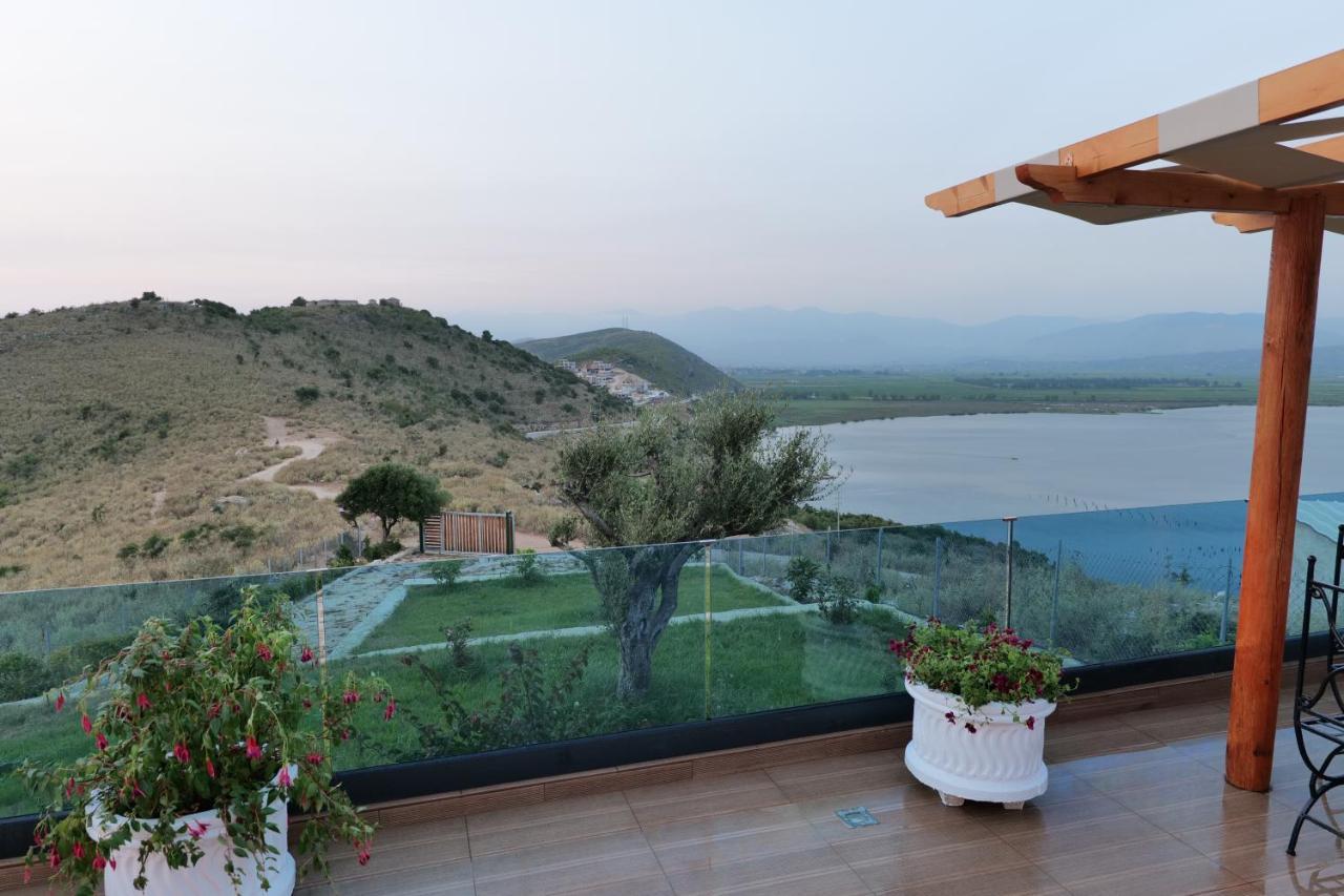 Twins Villa Sarandë Buitenkant foto