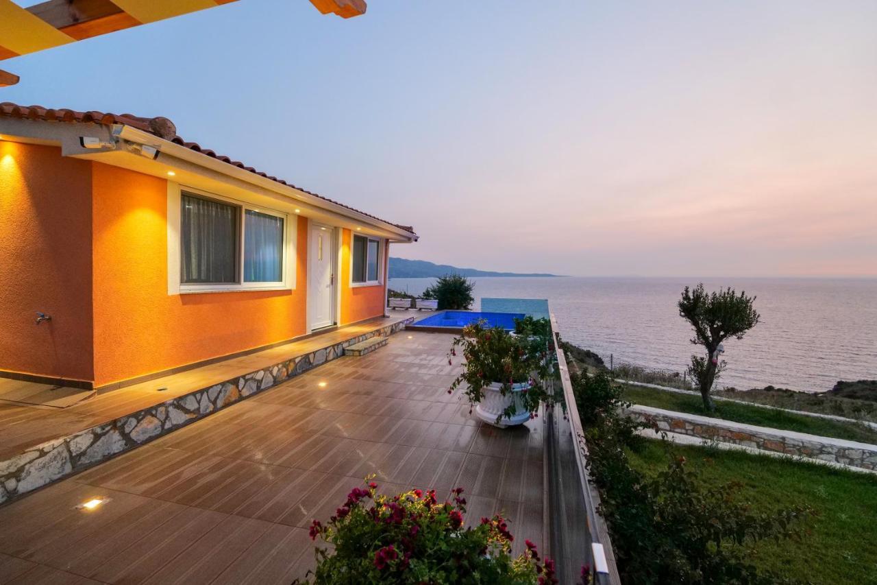 Twins Villa Sarandë Buitenkant foto