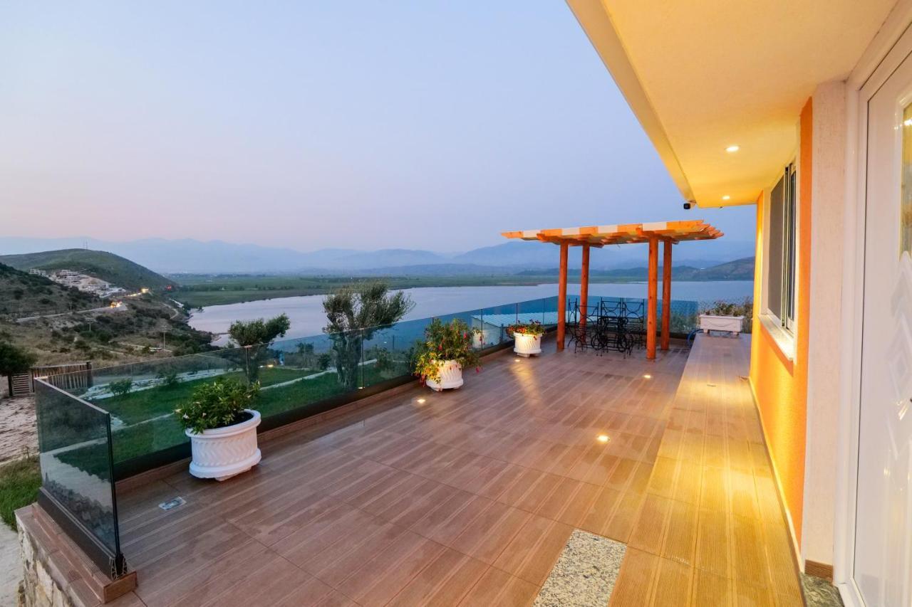 Twins Villa Sarandë Buitenkant foto