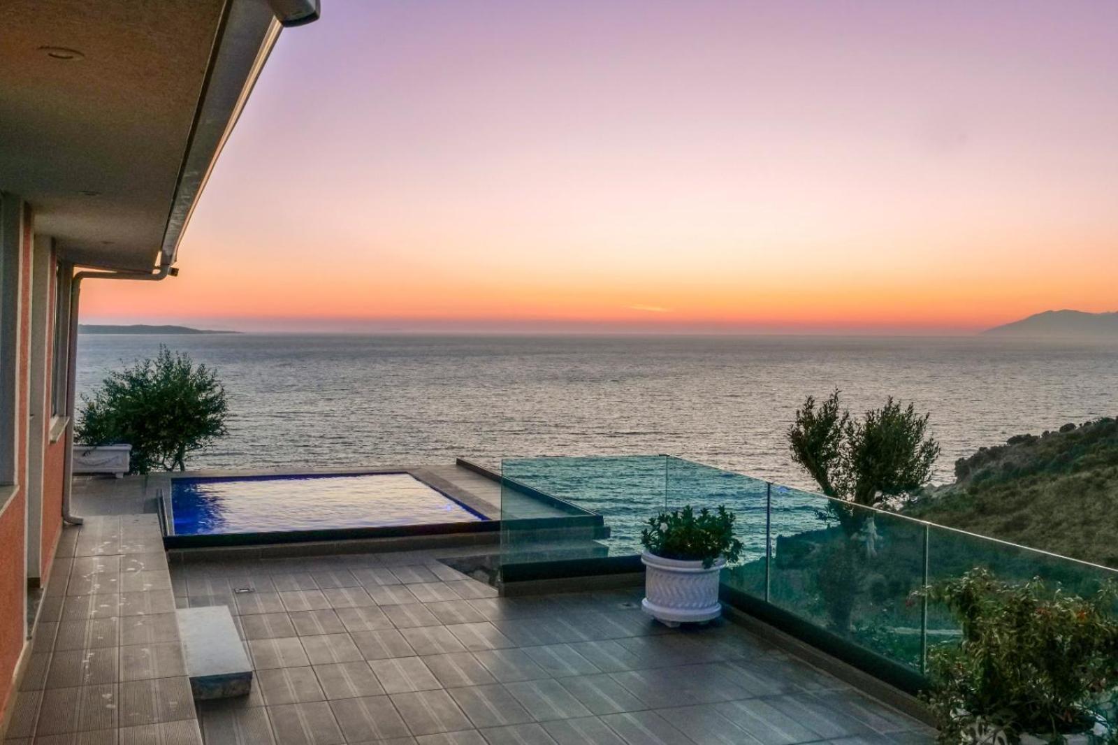 Twins Villa Sarandë Buitenkant foto