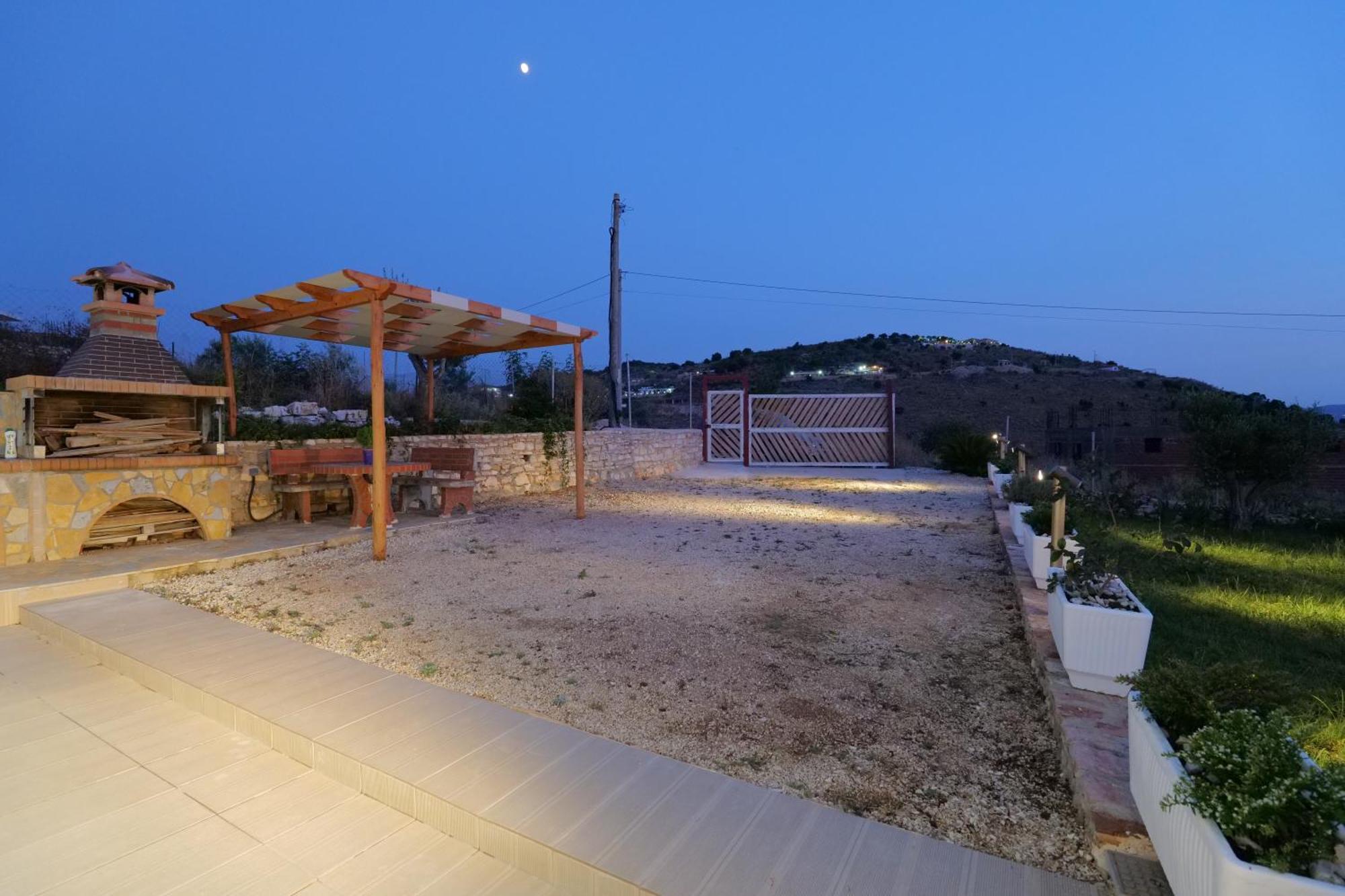 Twins Villa Sarandë Buitenkant foto