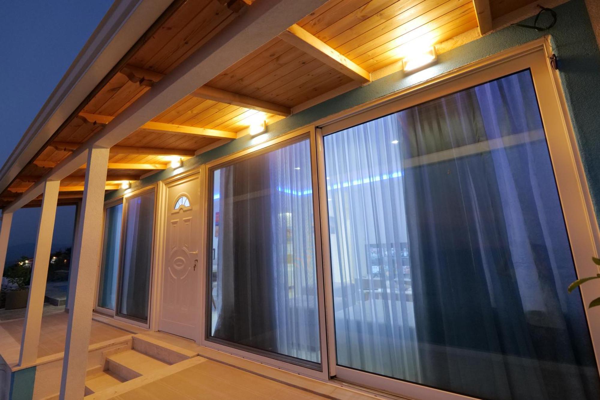 Twins Villa Sarandë Buitenkant foto