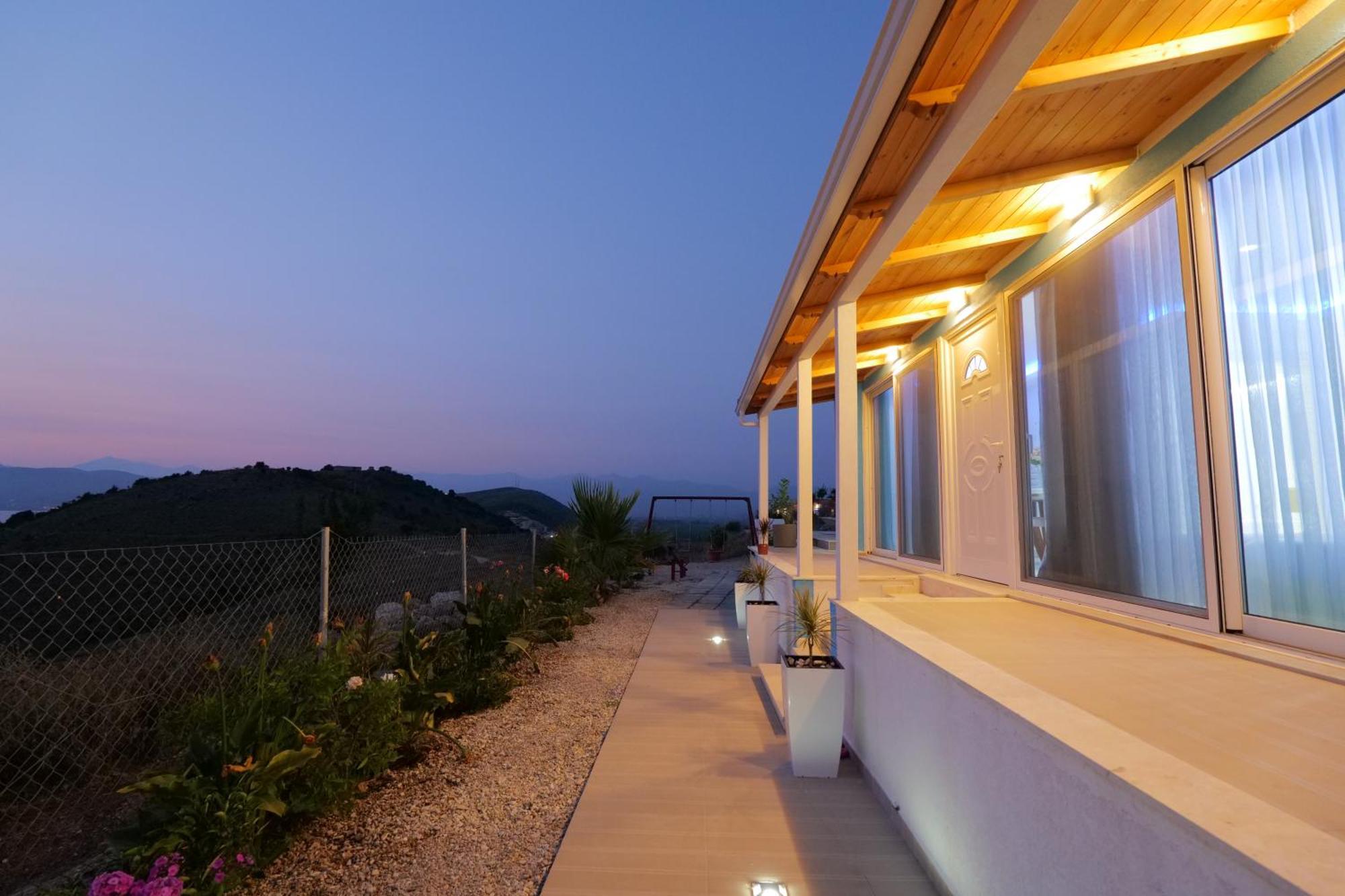 Twins Villa Sarandë Buitenkant foto