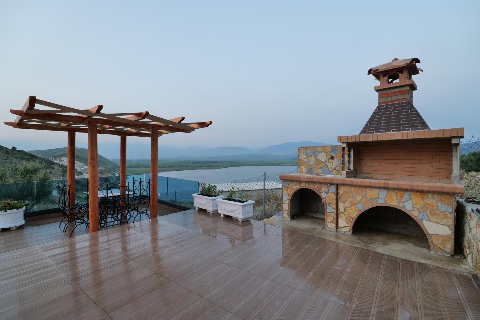 Twins Villa Sarandë Buitenkant foto