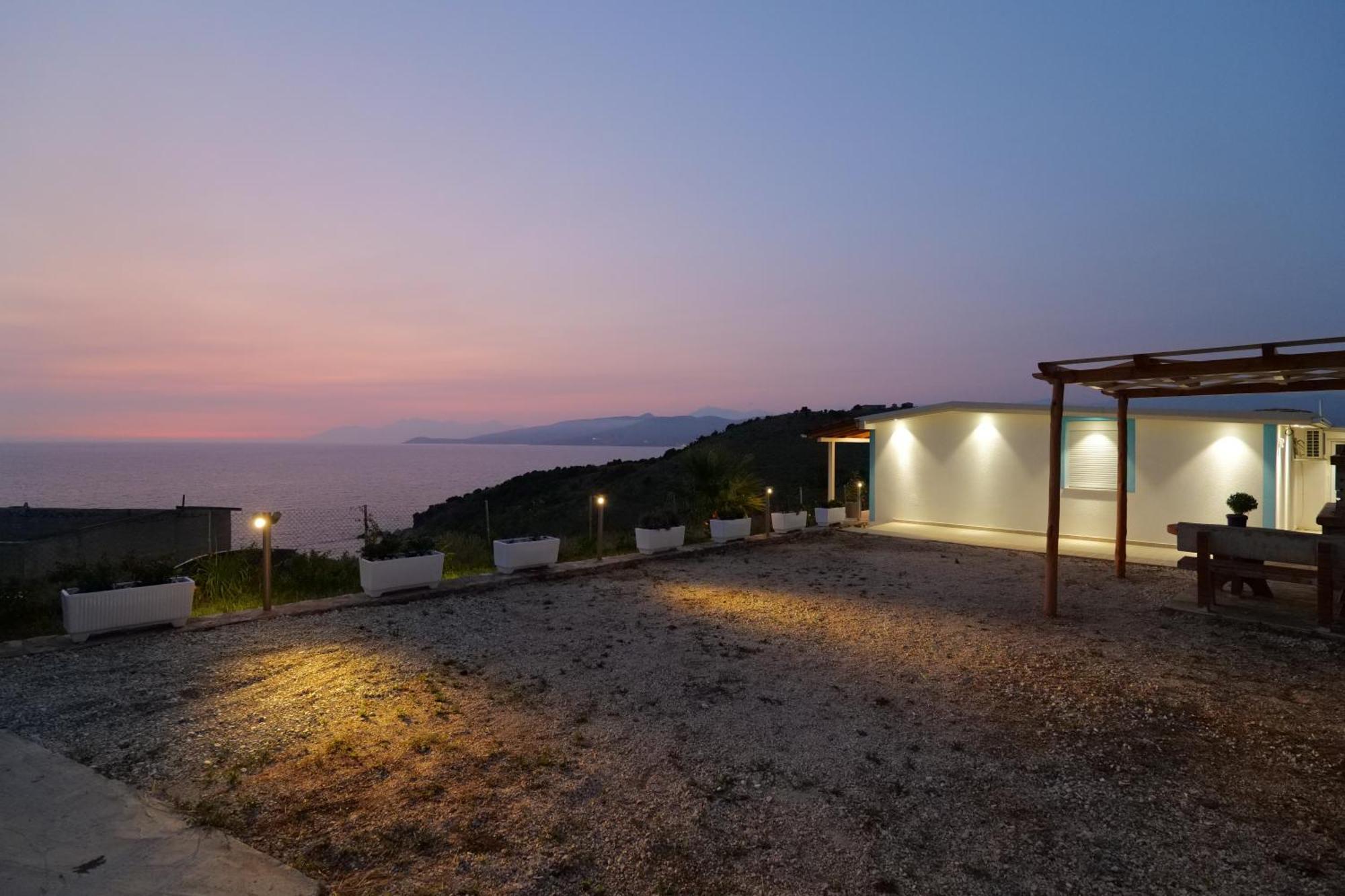 Twins Villa Sarandë Buitenkant foto