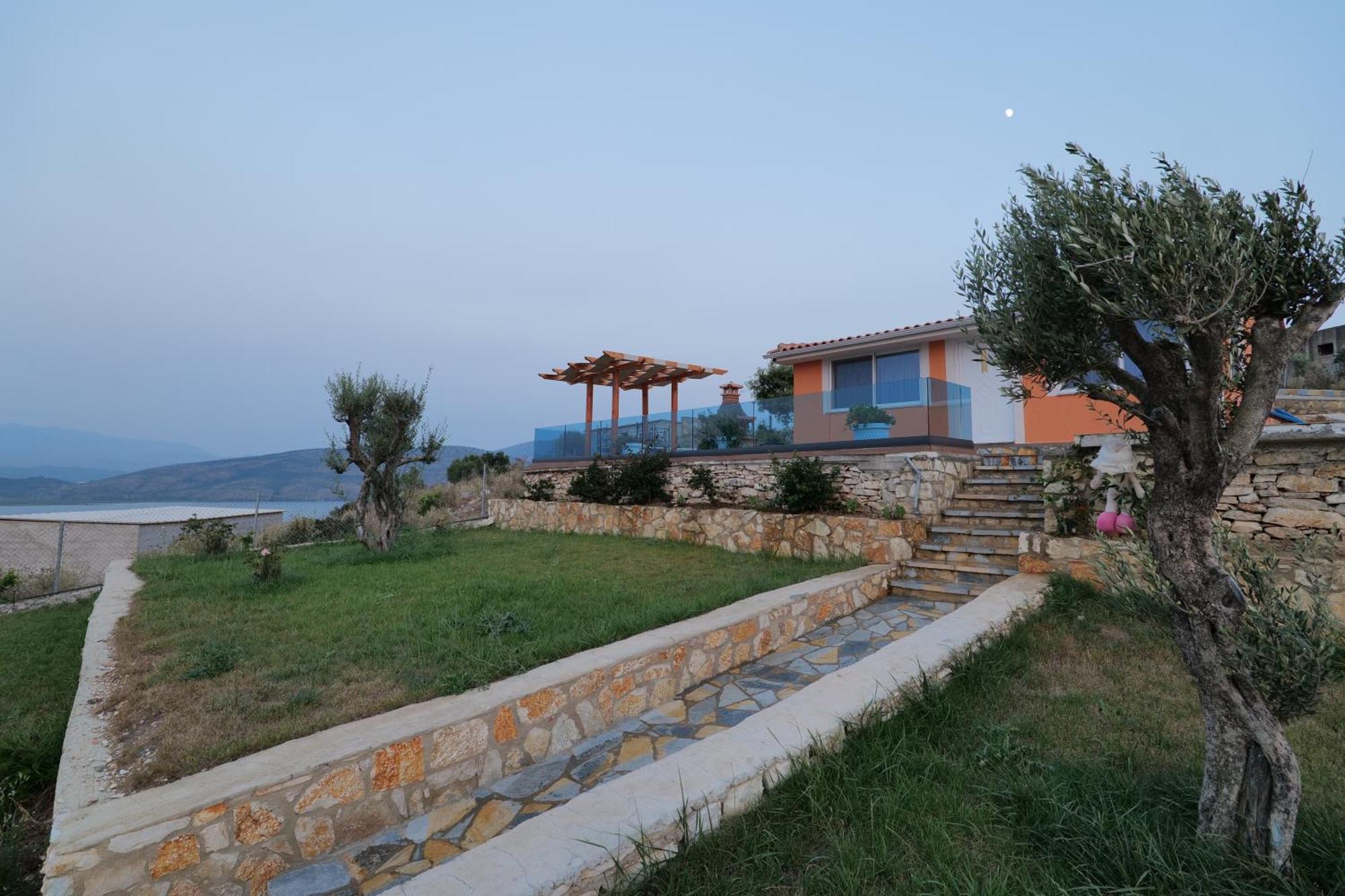Twins Villa Sarandë Buitenkant foto