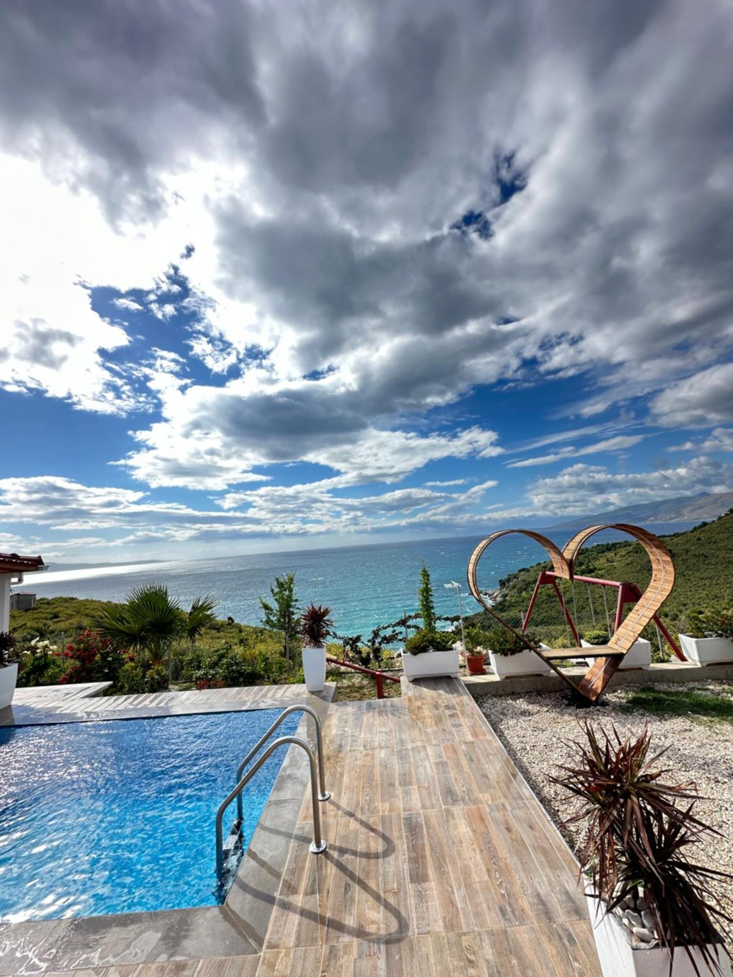 Twins Villa Sarandë Buitenkant foto